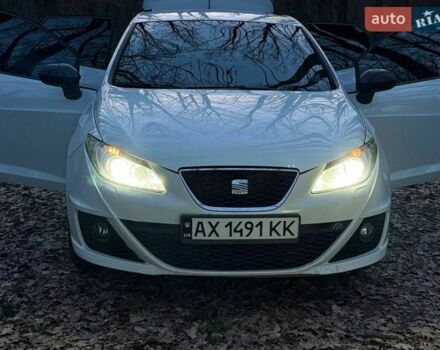 Белый Сеат Ибица, объемом двигателя 1.4 л и пробегом 245 тыс. км за 6300 $, фото 1 на Automoto.ua