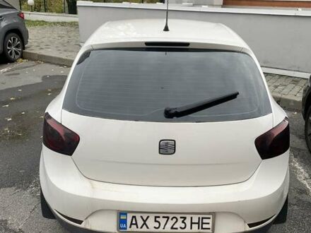 Белый Сеат Ибица, объемом двигателя 1.39 л и пробегом 140 тыс. км за 5000 $, фото 1 на Automoto.ua