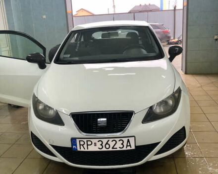 Белый Сеат Ибица, объемом двигателя 0 л и пробегом 230 тыс. км за 3000 $, фото 1 на Automoto.ua