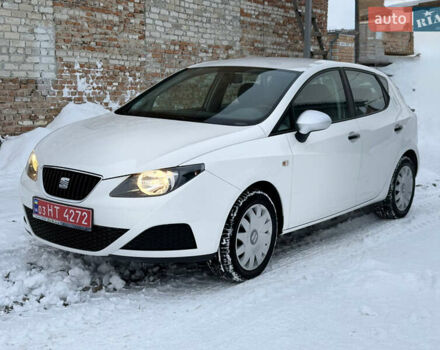 Белый Сеат Ибица, объемом двигателя 1.2 л и пробегом 130 тыс. км за 5500 $, фото 1 на Automoto.ua