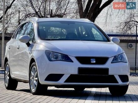 Сеат Ибица 2013 в Запорожье на Automoto.ua Белый Сеат Ибица, объемом двигателя 1.2 л и пробегом 180 тыс. км за 6900 $, фото 1 на Automoto.ua