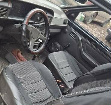 Черный Сеат Ибица, объемом двигателя 0.9 л и пробегом 320 тыс. км за 1000 $, фото 3 на Automoto.ua