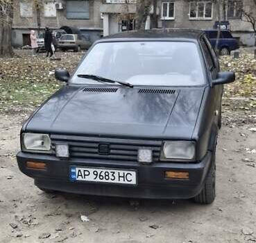 Черный Сеат Ибица, объемом двигателя 0.9 л и пробегом 320 тыс. км за 1000 $, фото 1 на Automoto.ua