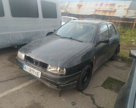 Черный Сеат Ибица, объемом двигателя 1.4 л и пробегом 214 тыс. км за 463 $, фото 2 на Automoto.ua