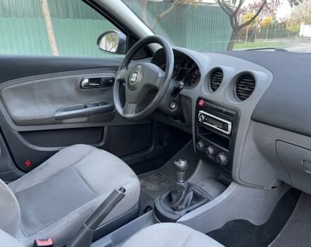 Чорний Сеат Ibiza, об'ємом двигуна 1.2 л та пробігом 209 тис. км за 2700 $, фото 8 на Automoto.ua