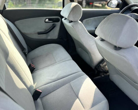 Чорний Сеат Ibiza, об'ємом двигуна 1.4 л та пробігом 185 тис. км за 3850 $, фото 10 на Automoto.ua