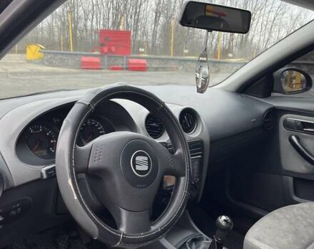 Черный Сеат Ибица, объемом двигателя 1.39 л и пробегом 253 тыс. км за 3200 $, фото 20 на Automoto.ua