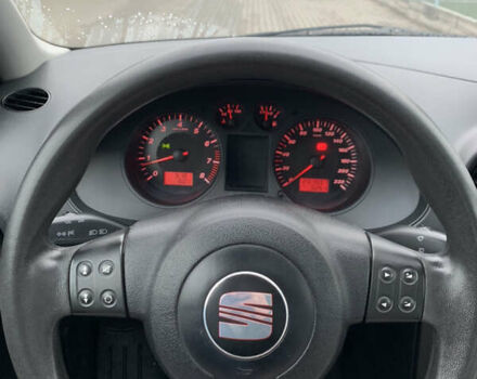 Чорний Сеат Ibiza, об'ємом двигуна 1.39 л та пробігом 231 тис. км за 4300 $, фото 21 на Automoto.ua