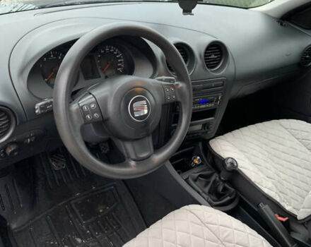 Чорний Сеат Ibiza, об'ємом двигуна 1.39 л та пробігом 231 тис. км за 4300 $, фото 8 на Automoto.ua