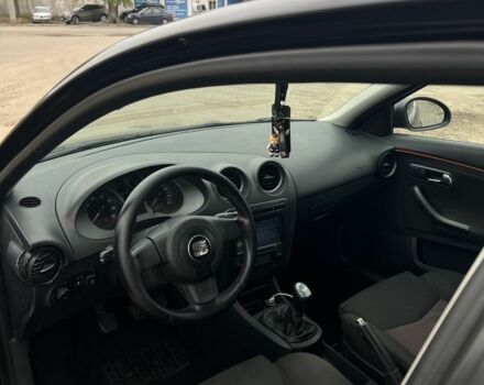 Чорний Сеат Ibiza, об'ємом двигуна 2 л та пробігом 265 тис. км за 4800 $, фото 7 на Automoto.ua