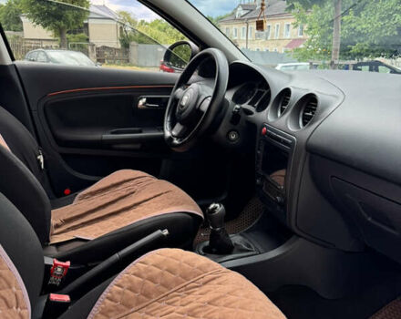 Чорний Сеат Ibiza, об'ємом двигуна 1.98 л та пробігом 304 тис. км за 4800 $, фото 7 на Automoto.ua