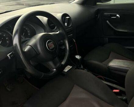 Черный Сеат Ибица, объемом двигателя 2 л и пробегом 271 тыс. км за 2950 $, фото 13 на Automoto.ua