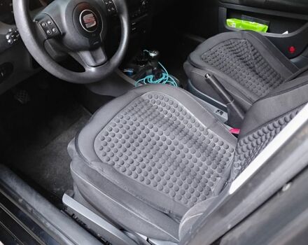 Черный Сеат Ибица, объемом двигателя 1.4 л и пробегом 230 тыс. км за 3500 $, фото 11 на Automoto.ua