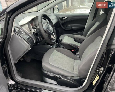 Черный Сеат Ибица, объемом двигателя 1.6 л и пробегом 213 тыс. км за 6600 $, фото 10 на Automoto.ua