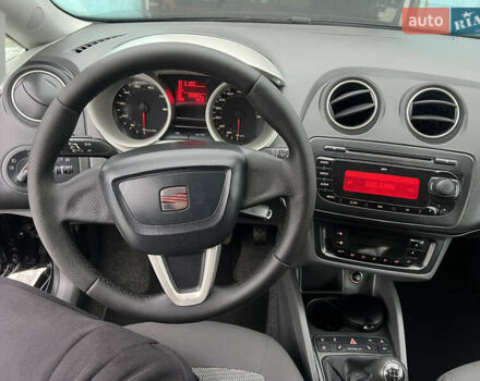 Черный Сеат Ибица, объемом двигателя 1.6 л и пробегом 213 тыс. км за 6600 $, фото 12 на Automoto.ua