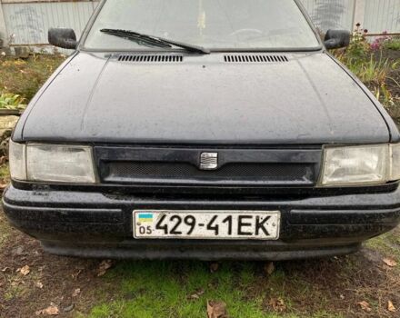 Черный Сеат Ибица, объемом двигателя 1 л и пробегом 2 тыс. км за 951 $, фото 4 на Automoto.ua