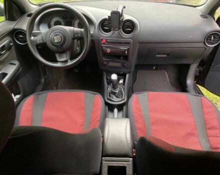 Черный Сеат Ибица, объемом двигателя 1.6 л и пробегом 381 тыс. км за 3600 $, фото 8 на Automoto.ua