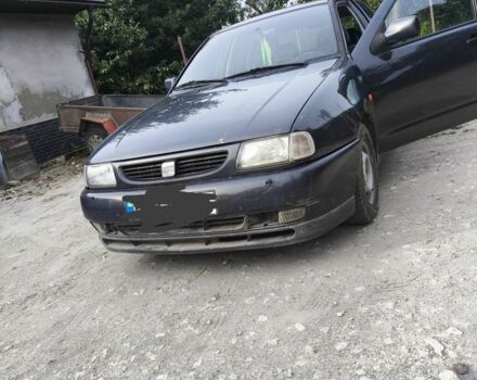 Чорний Сеат Ibiza, об'ємом двигуна 1 л та пробігом 200 тис. км за 946 $, фото 4 на Automoto.ua