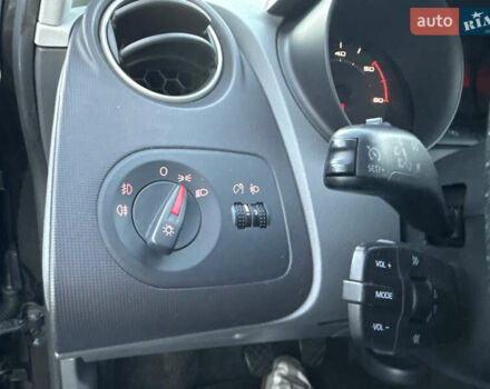 Черный Сеат Ибица, объемом двигателя 1.6 л и пробегом 247 тыс. км за 5500 $, фото 27 на Automoto.ua