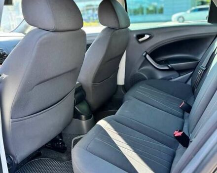 Чорний Сеат Ibiza, об'ємом двигуна 1.2 л та пробігом 242 тис. км за 5600 $, фото 10 на Automoto.ua
