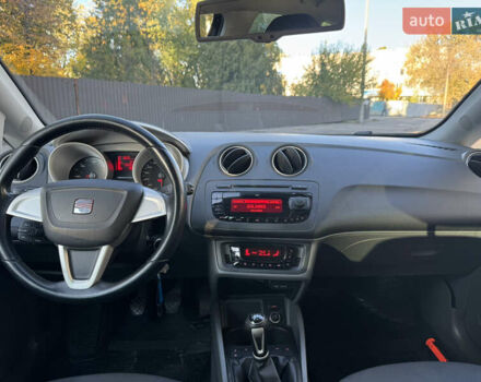 Чорний Сеат Ibiza, об'ємом двигуна 1.2 л та пробігом 242 тис. км за 5999 $, фото 5 на Automoto.ua