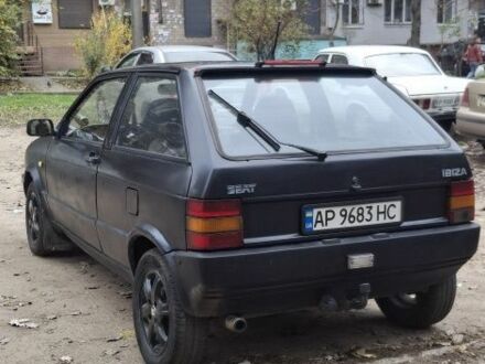 Черный Сеат Ибица, объемом двигателя 0 л и пробегом 320 тыс. км за 1000 $, фото 1 на Automoto.ua