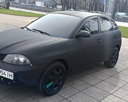 Черный Сеат Ибица, объемом двигателя 2 л и пробегом 400 тыс. км за 4900 $, фото 1 на Automoto.ua
