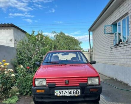 Червоний Сеат Ibiza, об'ємом двигуна 0.9 л та пробігом 300 тис. км за 1100 $, фото 1 на Automoto.ua
