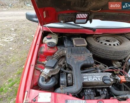Красный Сеат Ибица, объемом двигателя 1.2 л и пробегом 142 тыс. км за 1301 $, фото 7 на Automoto.ua
