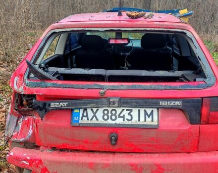 Червоний Сеат Ibiza, об'ємом двигуна 1 л та пробігом 0 тис. км за 1000 $, фото 1 на Automoto.ua
