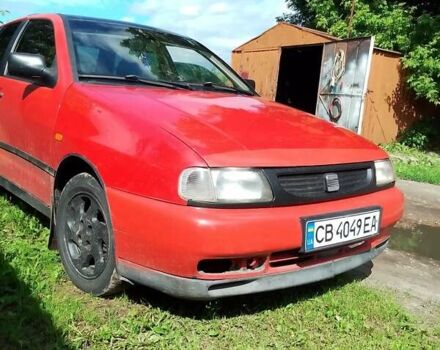 Червоний Сеат Ibiza, об'ємом двигуна 1.4 л та пробігом 220 тис. км за 2100 $, фото 4 на Automoto.ua
