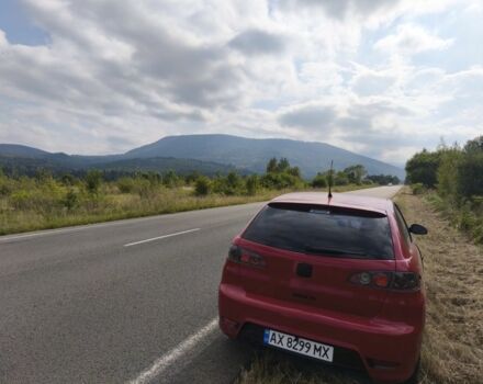 Сеат Ibiza 2006 у Харкові на Automoto.ua Червоний Сеат Ibiza, об'ємом двигуна 2 л та пробігом 130 тис. км за 3800 $, фото 4 на Automoto.ua
