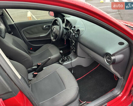 Красный Сеат Ибица, объемом двигателя 1.39 л и пробегом 293 тыс. км за 3800 $, фото 7 на Automoto.ua