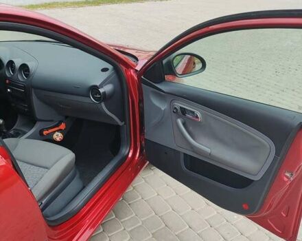 Красный Сеат Ибица, объемом двигателя 1.39 л и пробегом 272 тыс. км за 3500 $, фото 10 на Automoto.ua