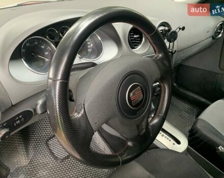 Сеат Ибица 2006 в Киеве на Automoto.ua Красный Сеат Ибица, объемом двигателя 1.39 л и пробегом 268 тыс. км за 4300 $, фото 9 на Automoto.ua