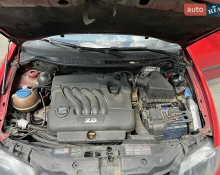 Красный Сеат Ибица, объемом двигателя 2 л и пробегом 224 тыс. км за 3000 $, фото 1 на Automoto.ua