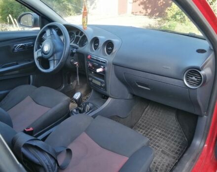 Красный Сеат Ибица, объемом двигателя 2 л и пробегом 270 тыс. км за 4098 $, фото 6 на Automoto.ua