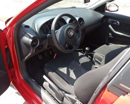 Сеат Ибица 2008 в Коломые на Automoto.ua Красный Сеат Ибица, объемом двигателя 1.2 л и пробегом 228 тыс. км за 4200 $, фото 3 на Automoto.ua