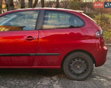 Красный Сеат Ибица, объемом двигателя 2 л и пробегом 126 тыс. км за 3990 $, фото 9 на Automoto.ua