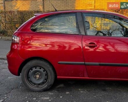 Красный Сеат Ибица, объемом двигателя 2 л и пробегом 126 тыс. км за 3990 $, фото 5 на Automoto.ua
