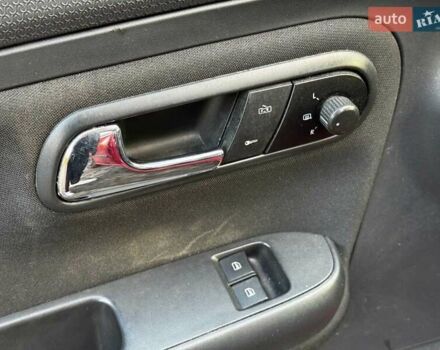 Красный Сеат Ибица, объемом двигателя 2 л и пробегом 126 тыс. км за 3990 $, фото 13 на Automoto.ua