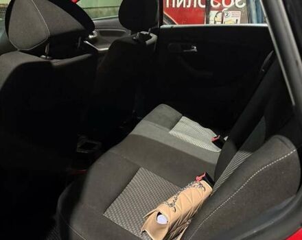 Червоний Сеат Ibiza, об'ємом двигуна 1.2 л та пробігом 218 тис. км за 3550 $, фото 5 на Automoto.ua