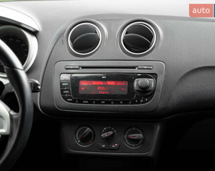 Красный Сеат Ибица, объемом двигателя 1.2 л и пробегом 160 тыс. км за 4550 $, фото 15 на Automoto.ua