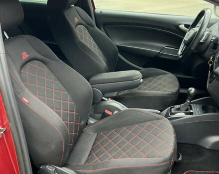 Красный Сеат Ибица, объемом двигателя 1.4 л и пробегом 235 тыс. км за 7100 $, фото 42 на Automoto.ua