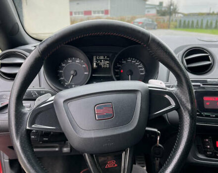 Красный Сеат Ибица, объемом двигателя 1.4 л и пробегом 235 тыс. км за 7100 $, фото 30 на Automoto.ua