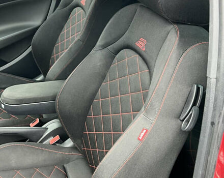 Красный Сеат Ибица, объемом двигателя 1.4 л и пробегом 236 тыс. км за 7400 $, фото 33 на Automoto.ua