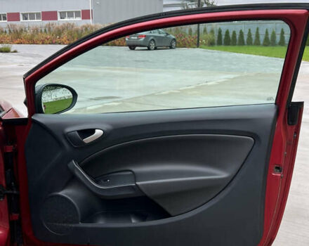 Красный Сеат Ибица, объемом двигателя 1.4 л и пробегом 235 тыс. км за 7100 $, фото 39 на Automoto.ua