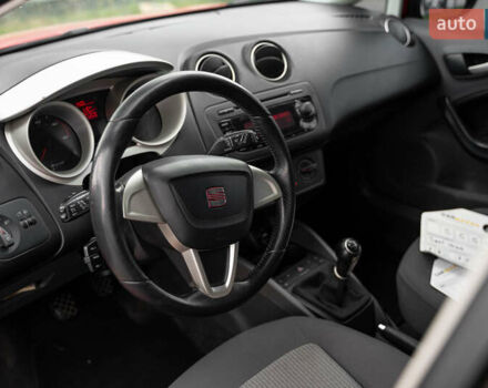 Красный Сеат Ибица, объемом двигателя 1.2 л и пробегом 160 тыс. км за 4550 $, фото 8 на Automoto.ua
