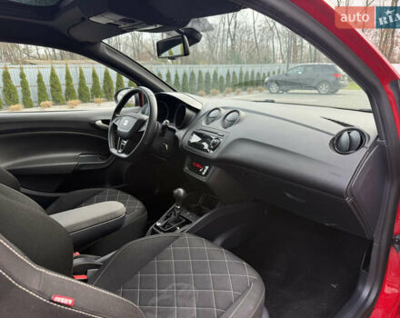 Червоний Сеат Ibiza, об'ємом двигуна 1.4 л та пробігом 206 тис. км за 6999 $, фото 20 на Automoto.ua