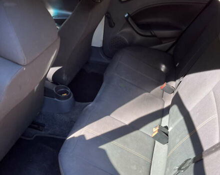 Червоний Сеат Ibiza, об'ємом двигуна 1.39 л та пробігом 222 тис. км за 4500 $, фото 15 на Automoto.ua